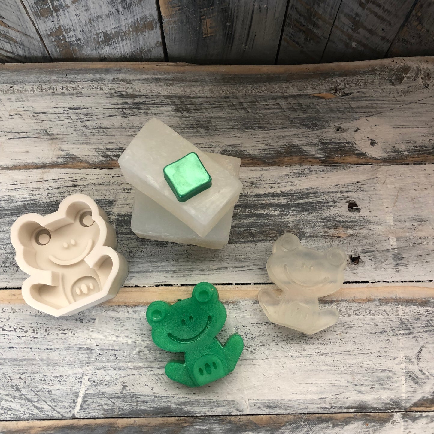 Frog soap making Kit